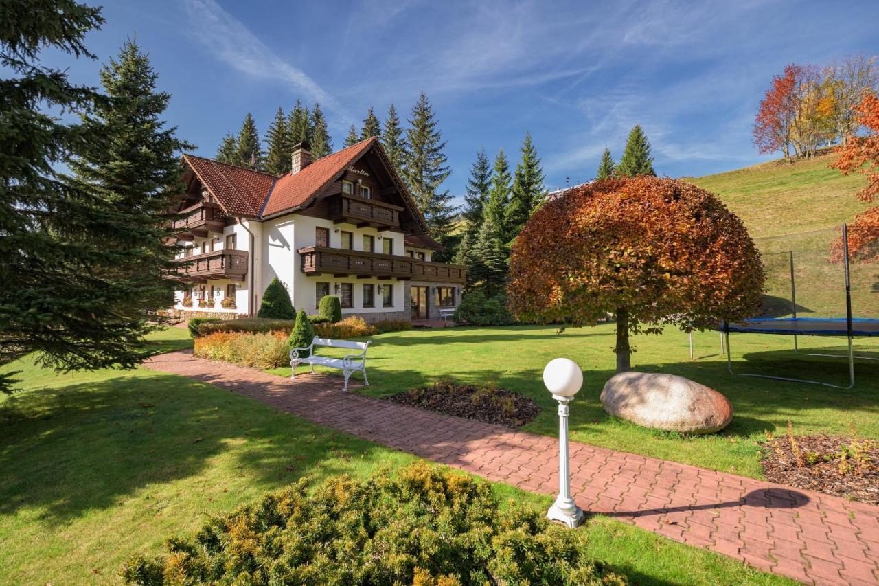 Hotel Resort Martin & Kristyna Spindleruv Mlyn Exterior photo